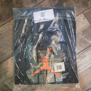 Jordan X Undefeated Shirt XXL